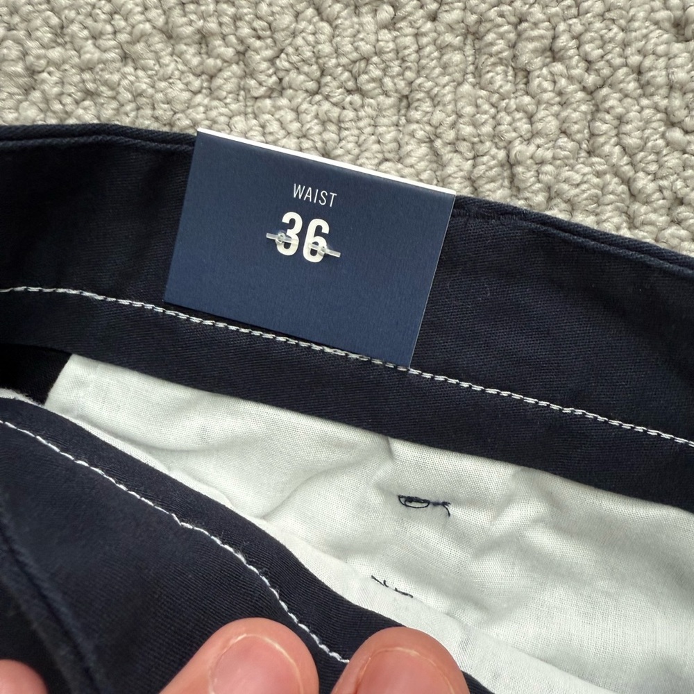 Nautica Men’s Navy Chino Shorts - NWT size 36 waist - Picture 3 of 7